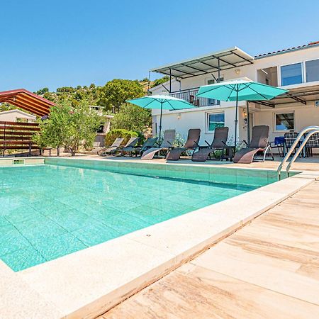 Nice Home In Zatoglav With House Sea View Podglavica Экстерьер фото