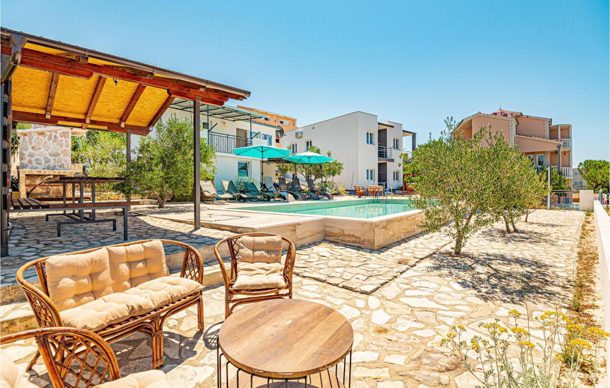 Nice Home In Zatoglav With House Sea View Podglavica Экстерьер фото